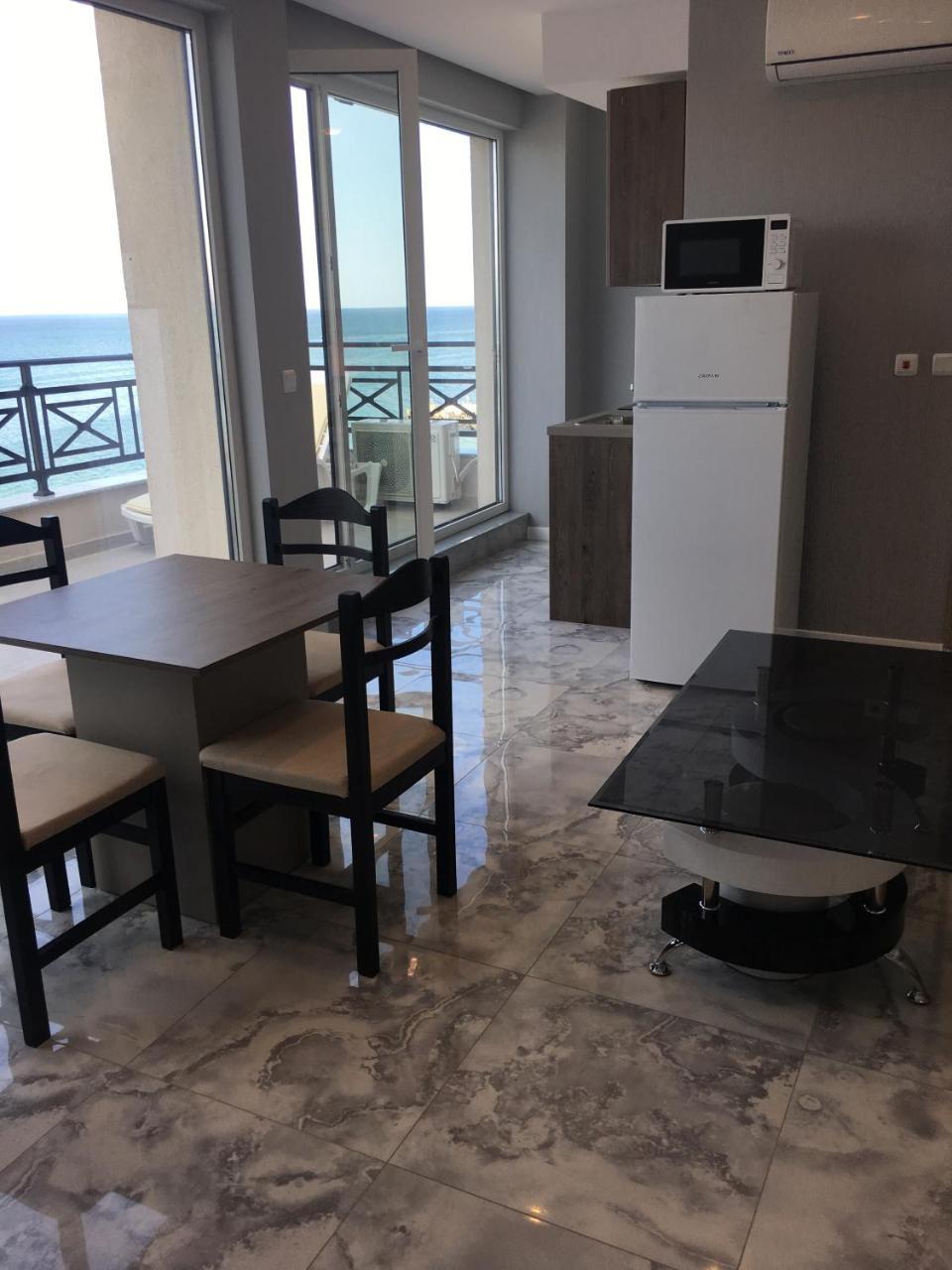 Apartmán Golden Sea View Penthouse Pomorie Exteriér fotografie